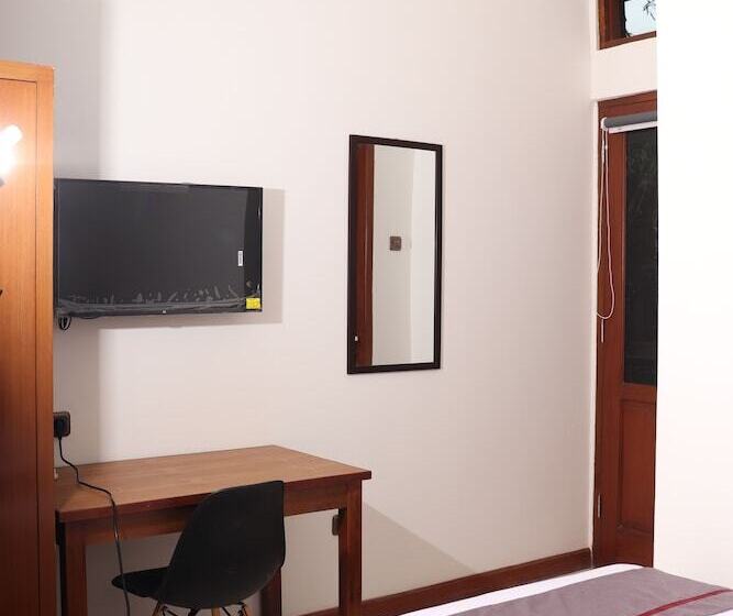 Отель Kuldesak Room