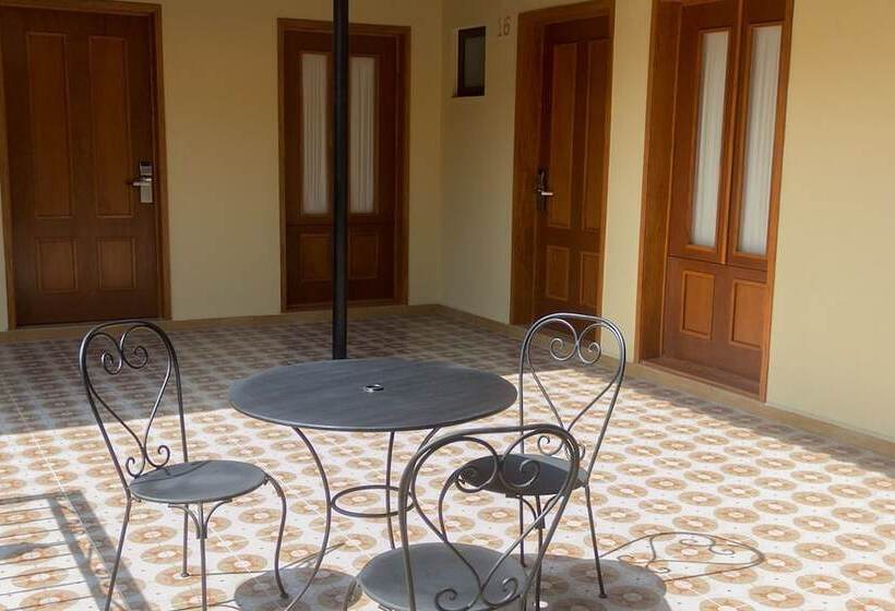 هتل La Casona De Don Jorge