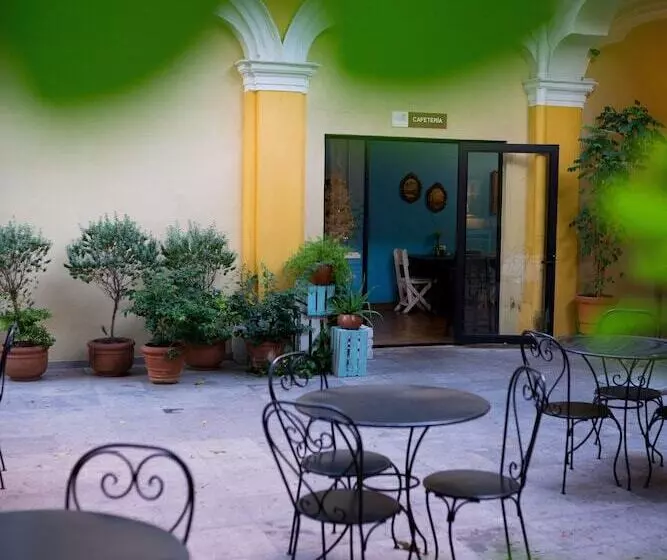 هتل La Casona De Don Jorge
