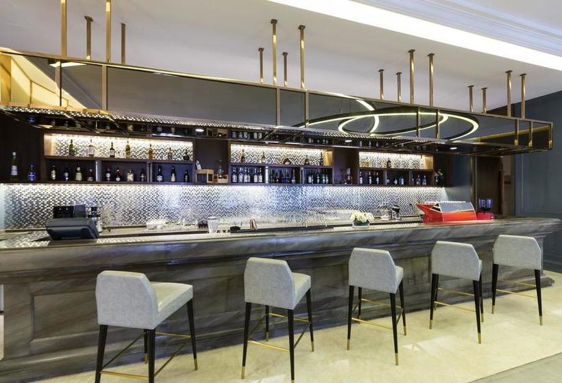 בית מלון כפרי Grand Mercure Zhengzhou West