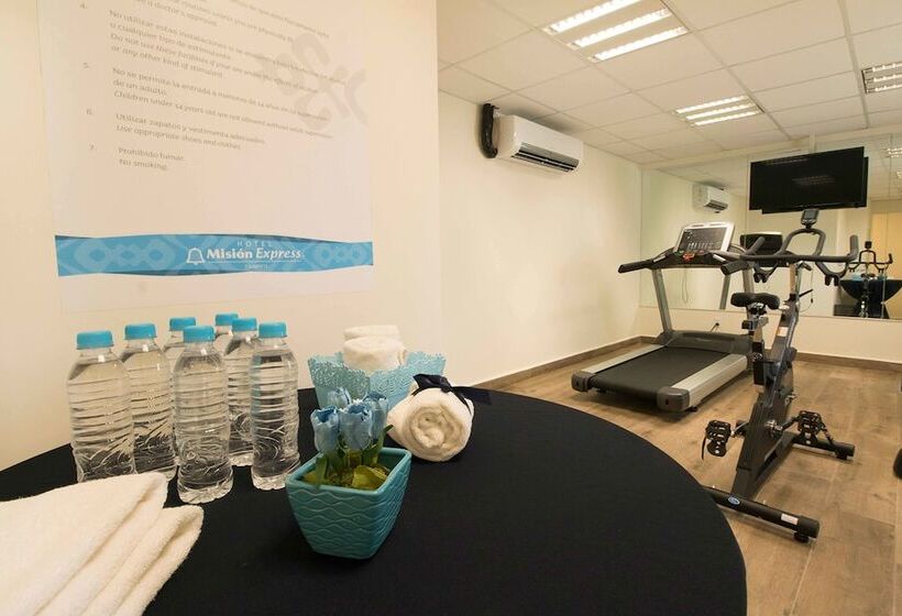 فندق Ramada By Wyndham Tampico Centro