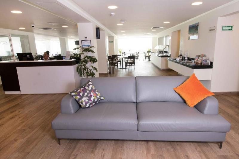 فندق Ramada By Wyndham Tampico Centro