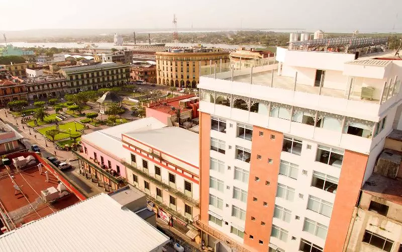ホテル Ramada By Wyndham Tampico Centro