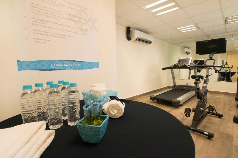 فندق Ramada By Wyndham Tampico Centro