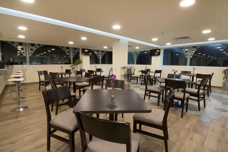 فندق Ramada By Wyndham Tampico Centro