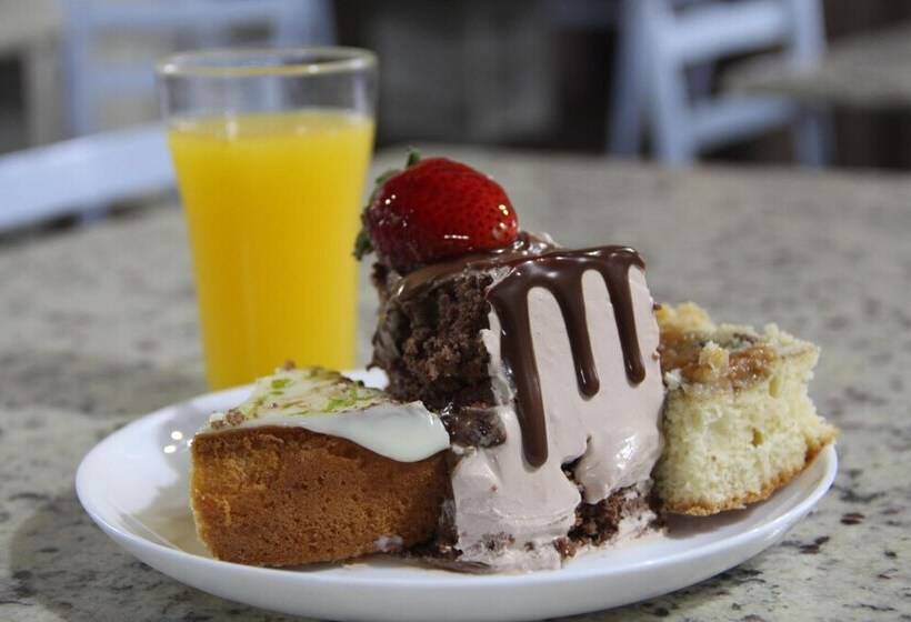 בית מלון כפרי Oasis Chartouni