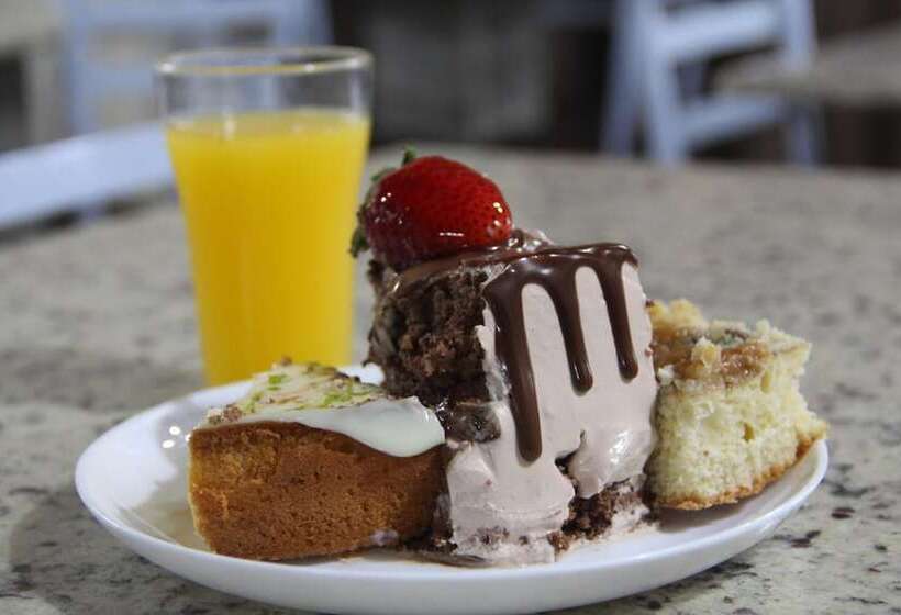 בית מלון כפרי Oasis Chartouni