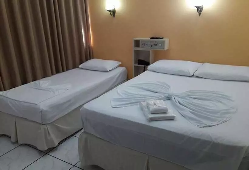 Hotelli Oasis Chartouni