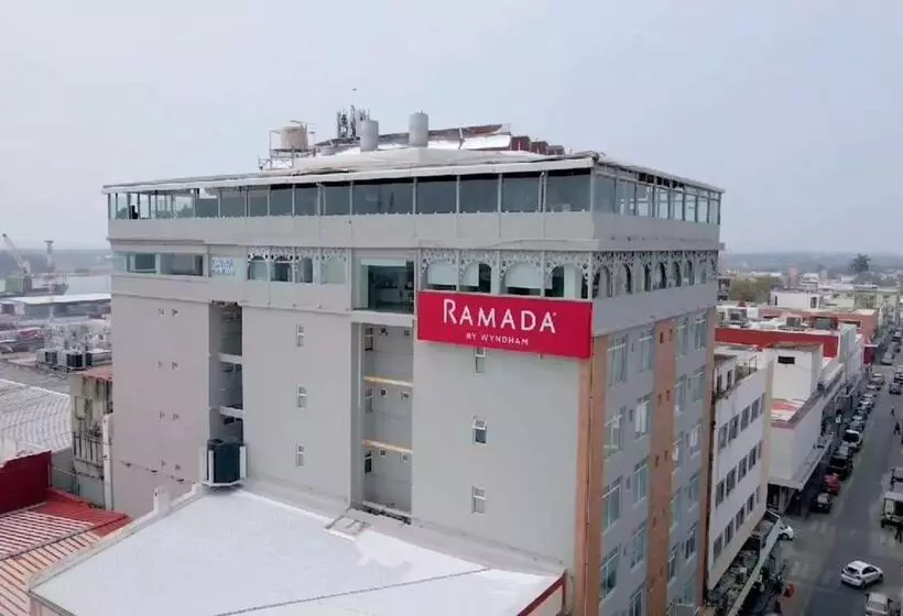 ホテル Ramada By Wyndham Tampico Centro