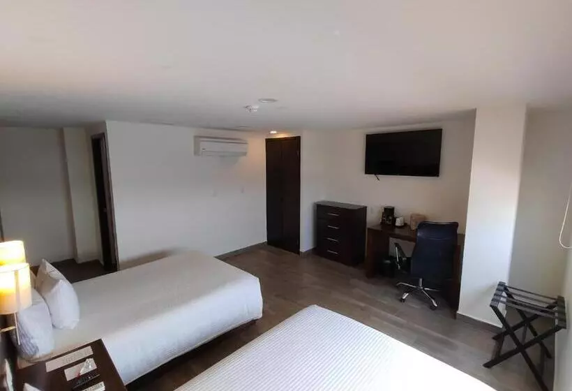 ホテル Ramada By Wyndham Tampico Centro