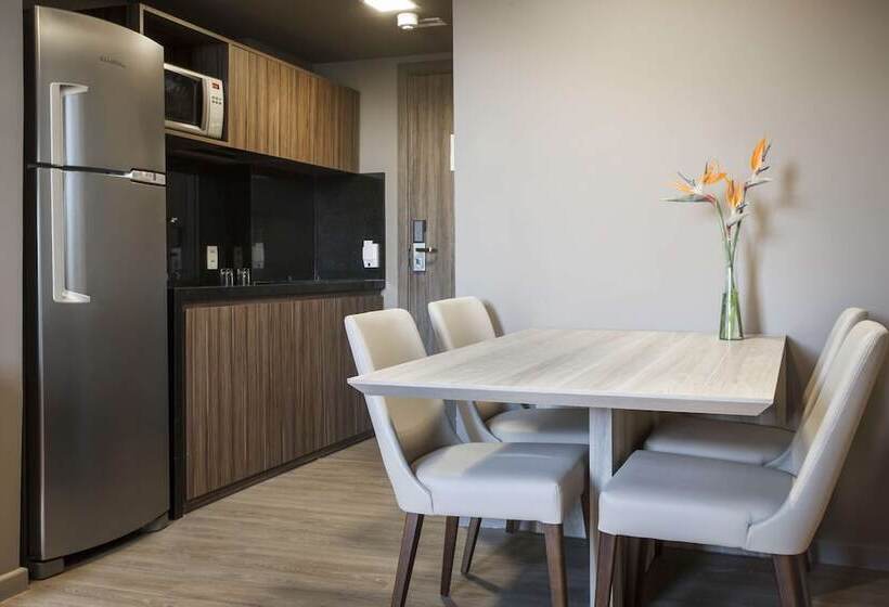 ホテル Royal Palm Tower Indaiatuba