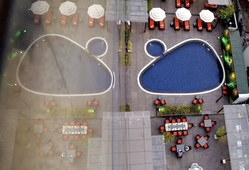 בית מלון כפרי The Raviz Calicut