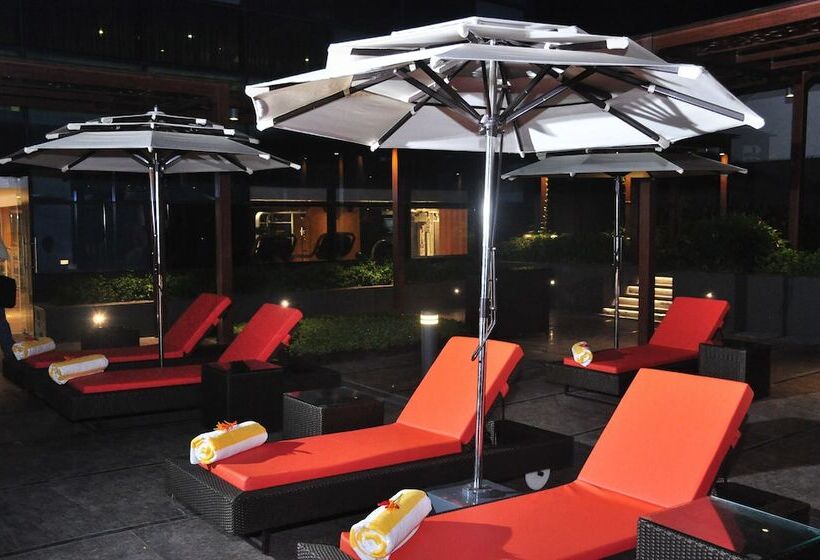 בית מלון כפרי The Raviz Calicut