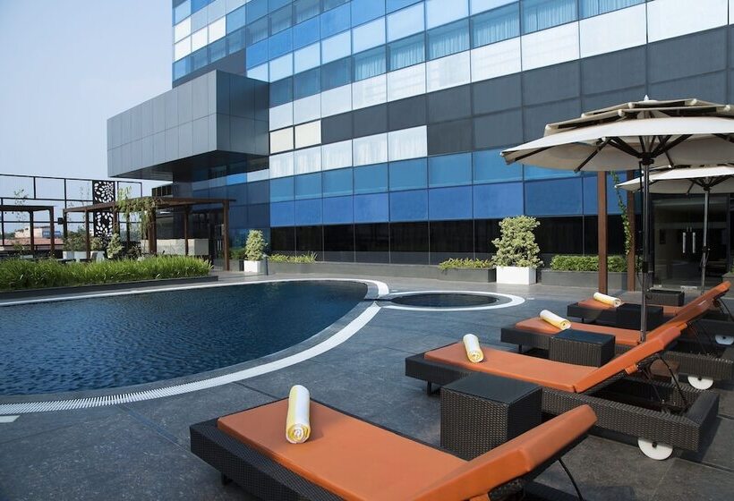 בית מלון כפרי The Raviz Calicut