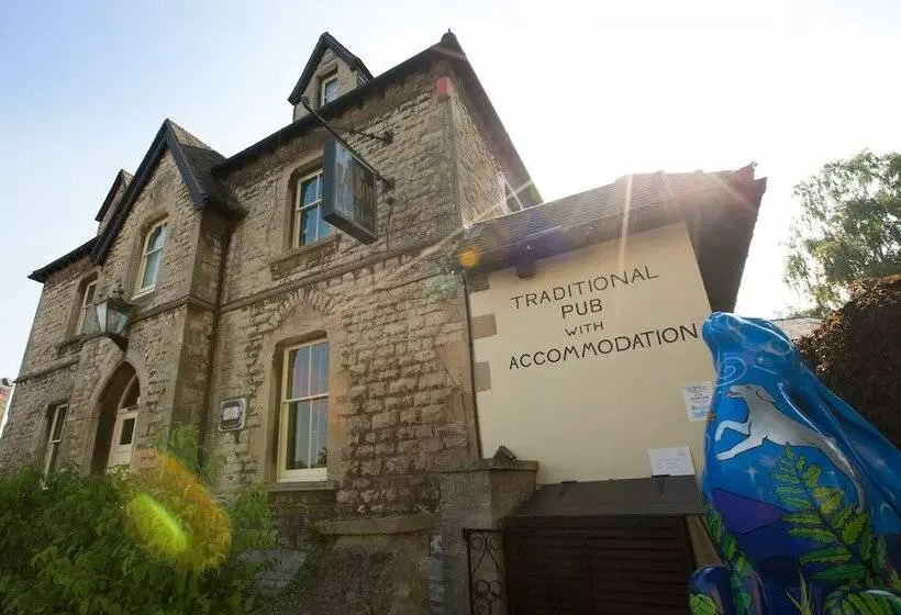 ホテル The Talbot Inn
