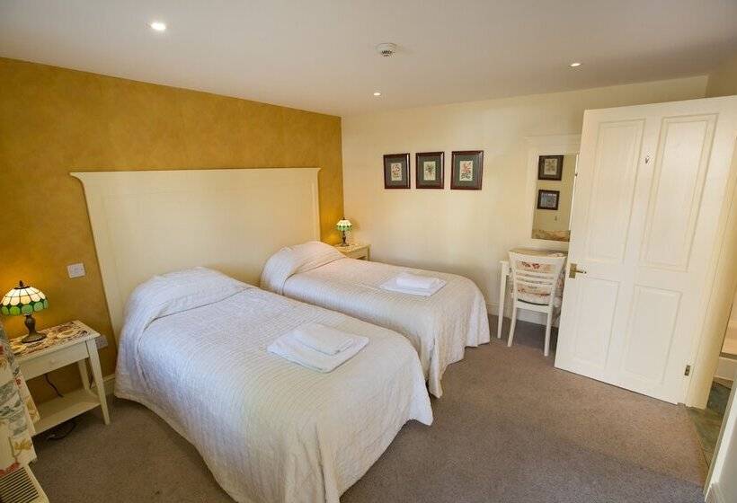 فندق The Talbot Inn