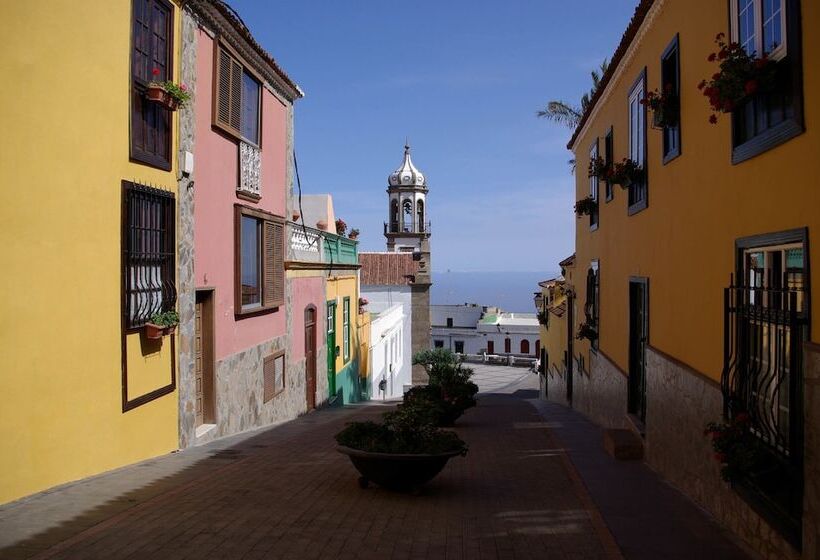 בית מלון כפרי Volcano Beach