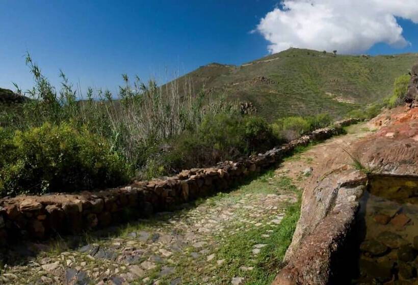 בית מלון כפרי Volcano Beach