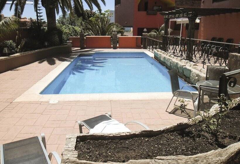 בית מלון כפרי Volcano Beach