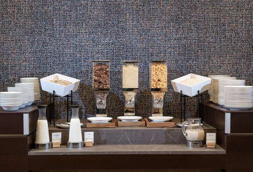 リゾートホテル Doubletree By Hilton Milan Malpensa Solbiate Olona