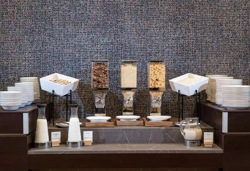 リゾートホテル Doubletree By Hilton Milan Malpensa Solbiate Olona