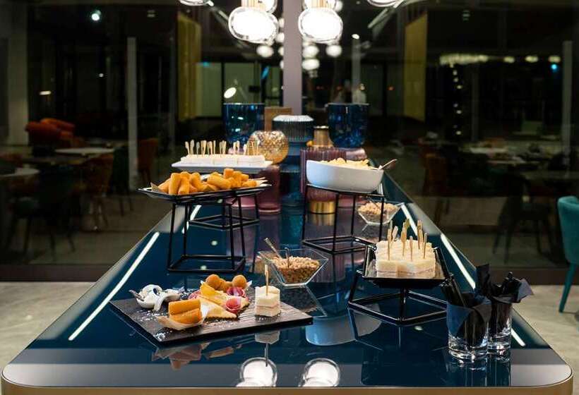 リゾートホテル Doubletree By Hilton Milan Malpensa Solbiate Olona