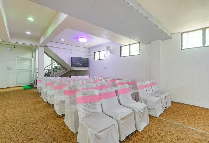 Fabhotel Lumbini International