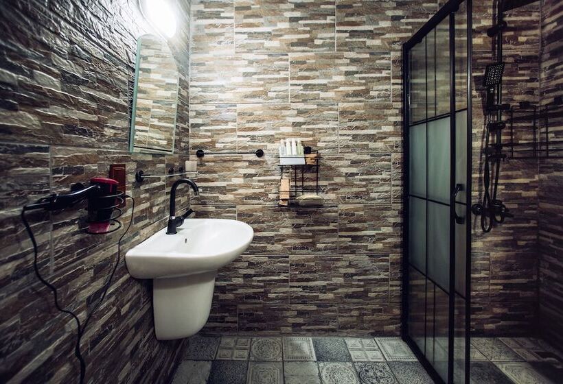 هتل Azalea Terrace