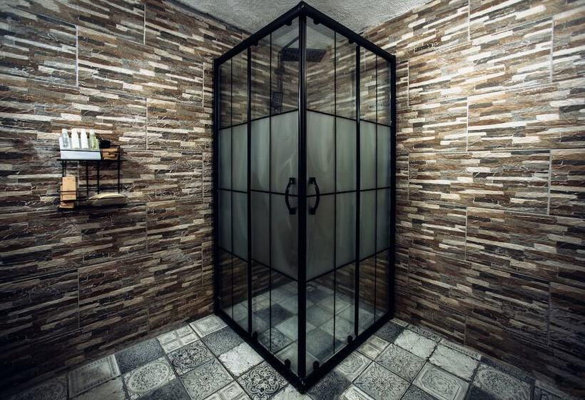 هتل Azalea Terrace