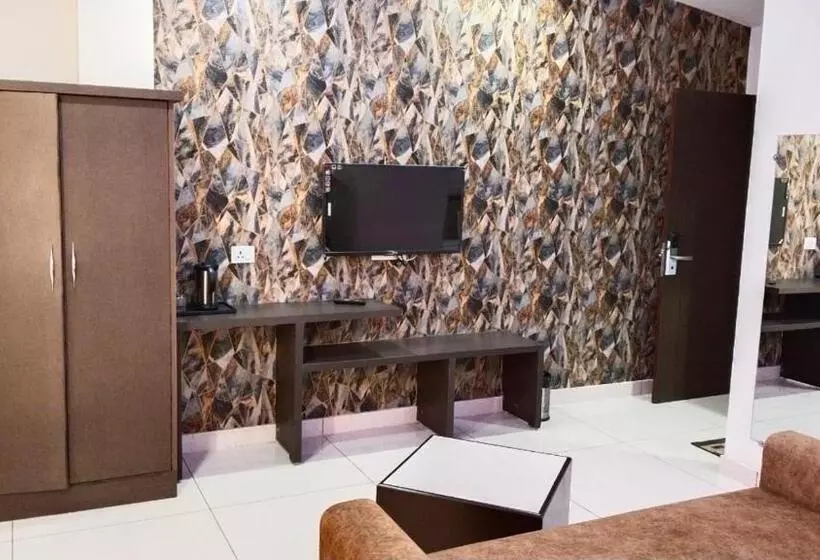 ホテル Bagga Kuteer