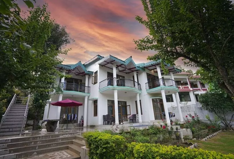 Hotelli Chirping Hills Resort,bhimtal