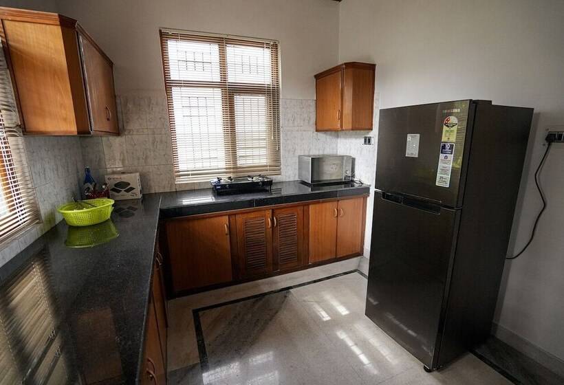 ホテル Chirping Hills Resort,bhimtal