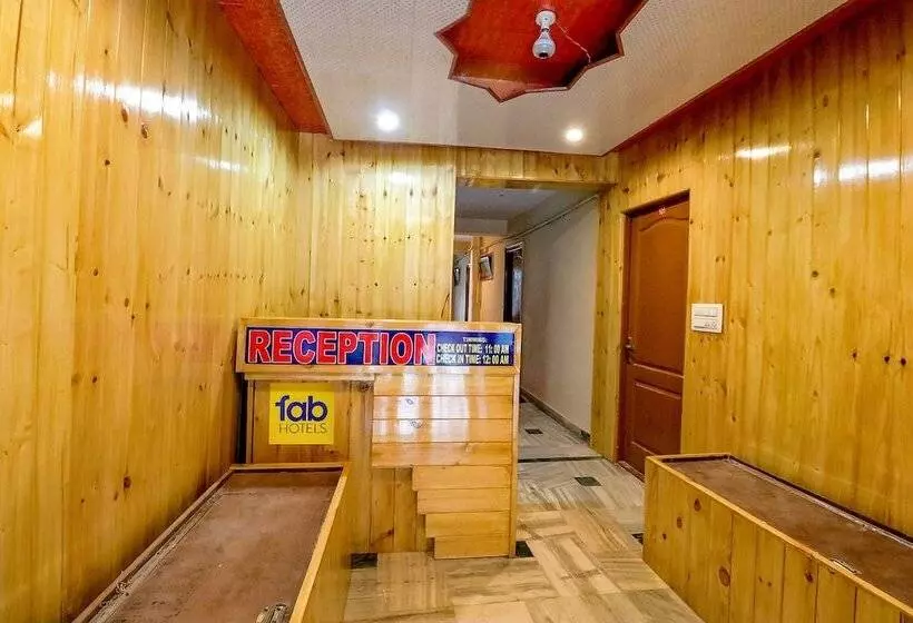 ホテル Fabexpress Midtown