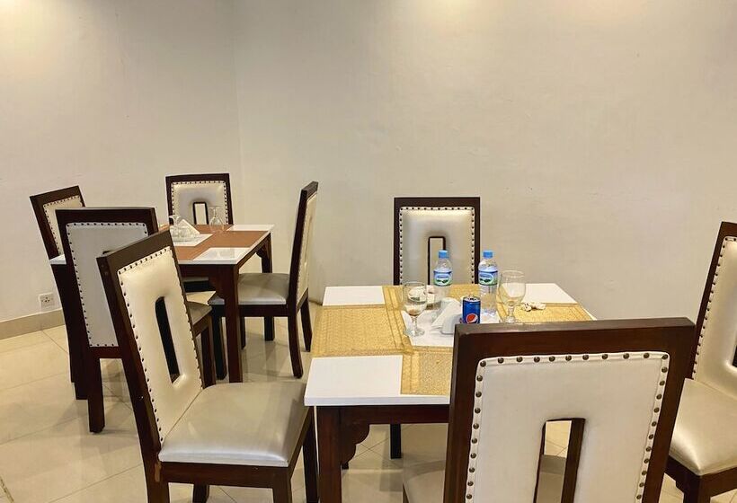 هتل Park Hyatt Dhaka