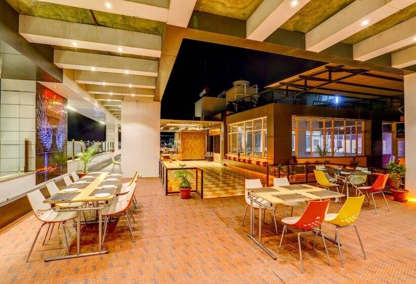 ホテル Shree Nanda