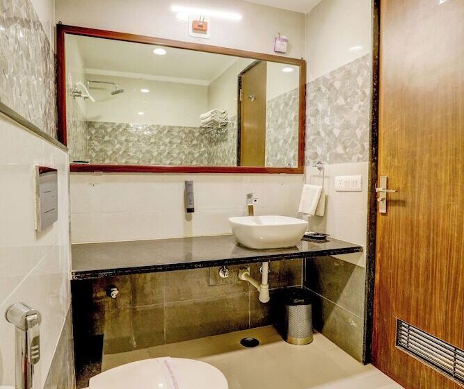 ホテル Shree Nanda