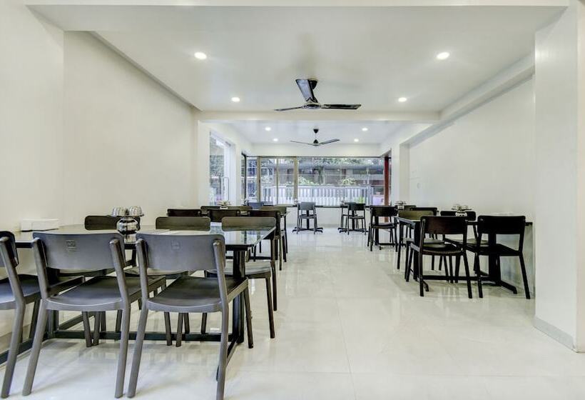 Hotel Treebo Kuber Inn