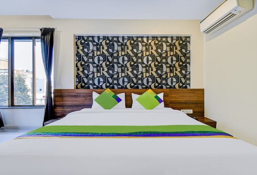 Hotel Treebo Kuber Inn