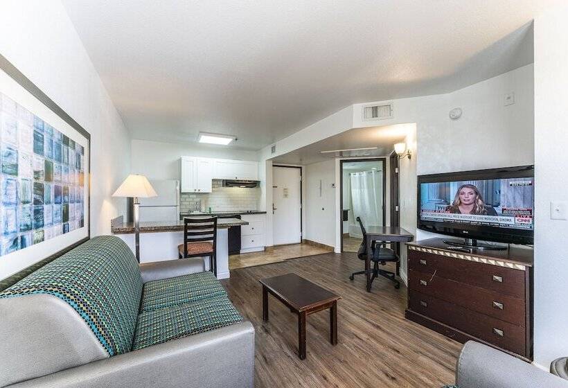 Metro Chandler Apartments