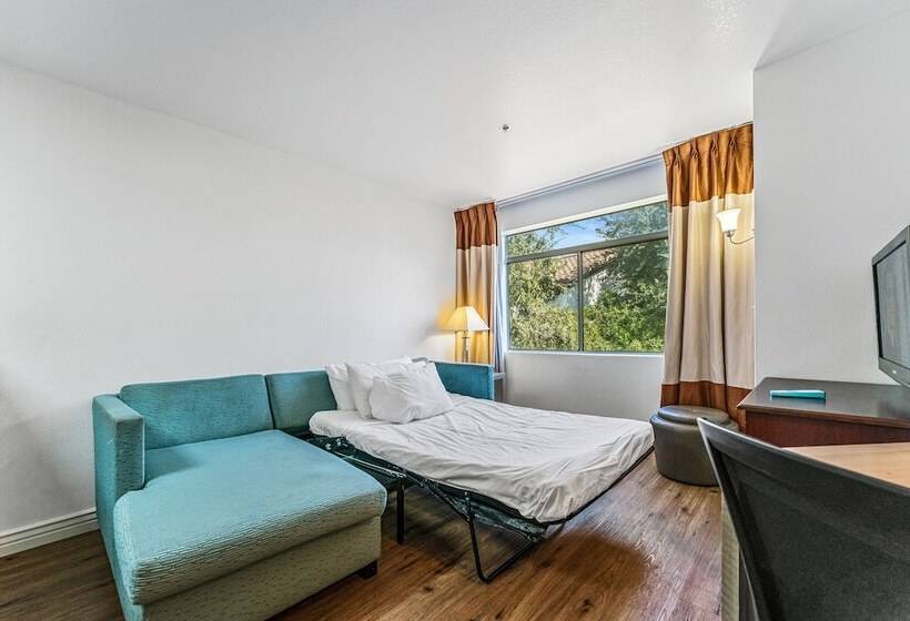 Metro Chandler Apartments