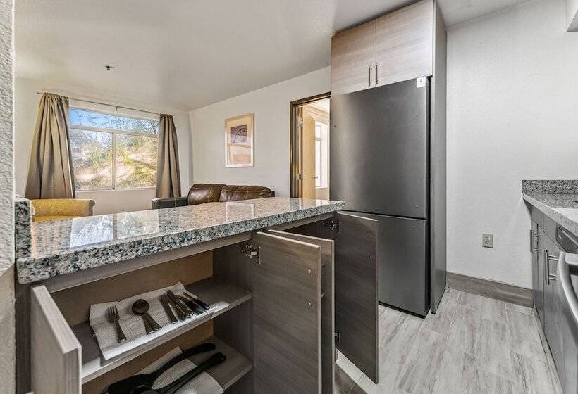 Metro Chandler Apartments