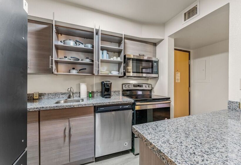 Metro Chandler Apartments