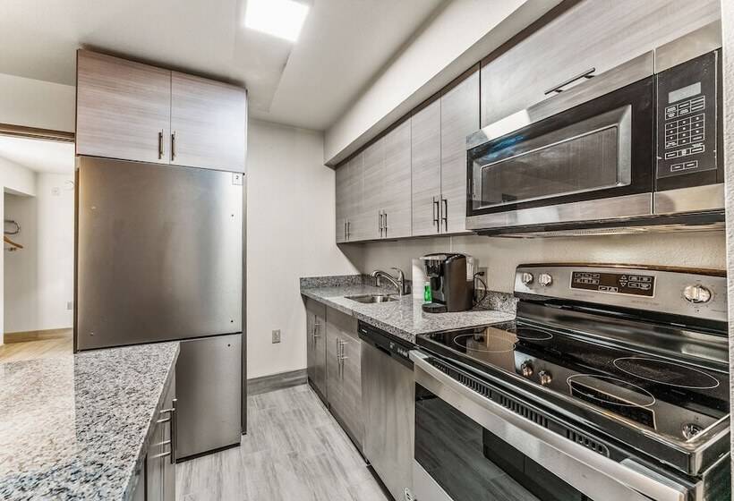 Metro Chandler Apartments