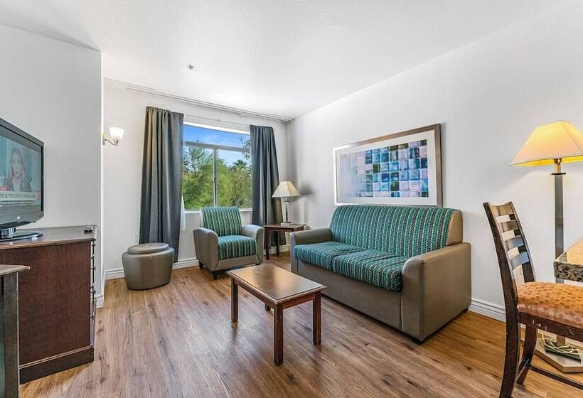 Metro Chandler Apartments