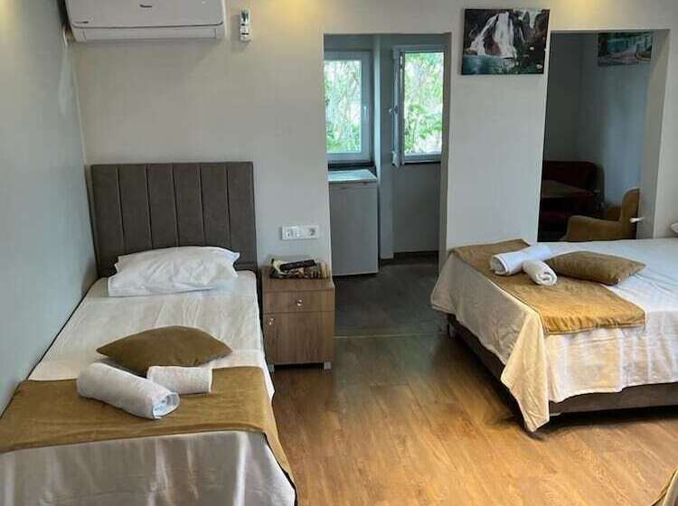 Mr Lion Kumkapı Otel