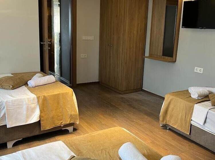 Mr Lion Kumkapı Otel