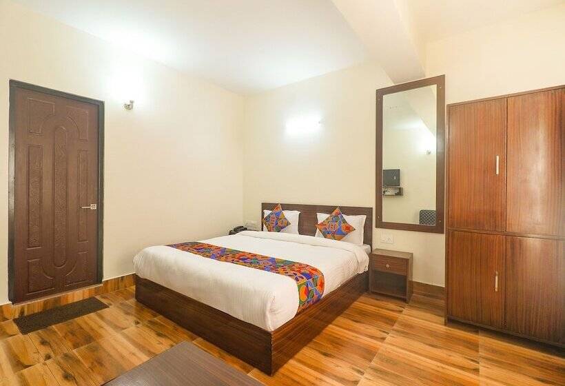 Fabhotel Kutighar Regency