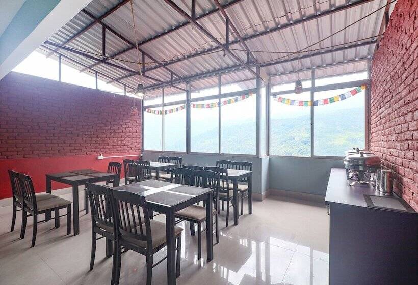 Fabhotel Kutighar Regency