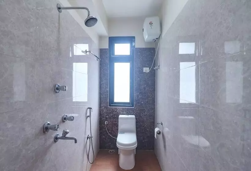 Fabhotel Kutighar Regency