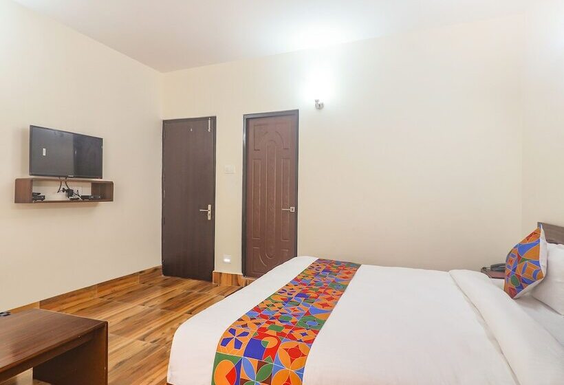 Fabhotel Kutighar Regency